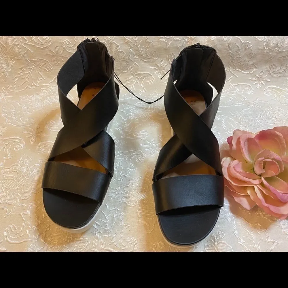💥 A  New Day women’s Hummingbird Ankle strap Sandals Multiple